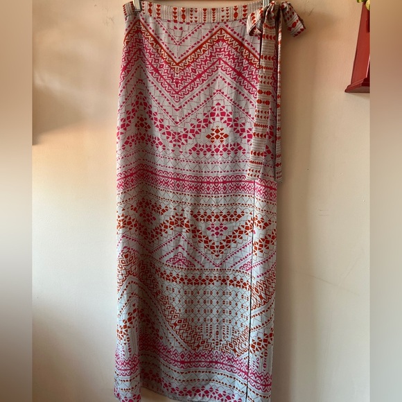 BCBGMAXAZRIA Aviva Printed Maxi Skirt M GUC - Picture 4 of 15
